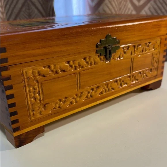 Vintage Cedar Wood Trinket Box, Lake Decoupage (MCM) - Picture 2 of 11